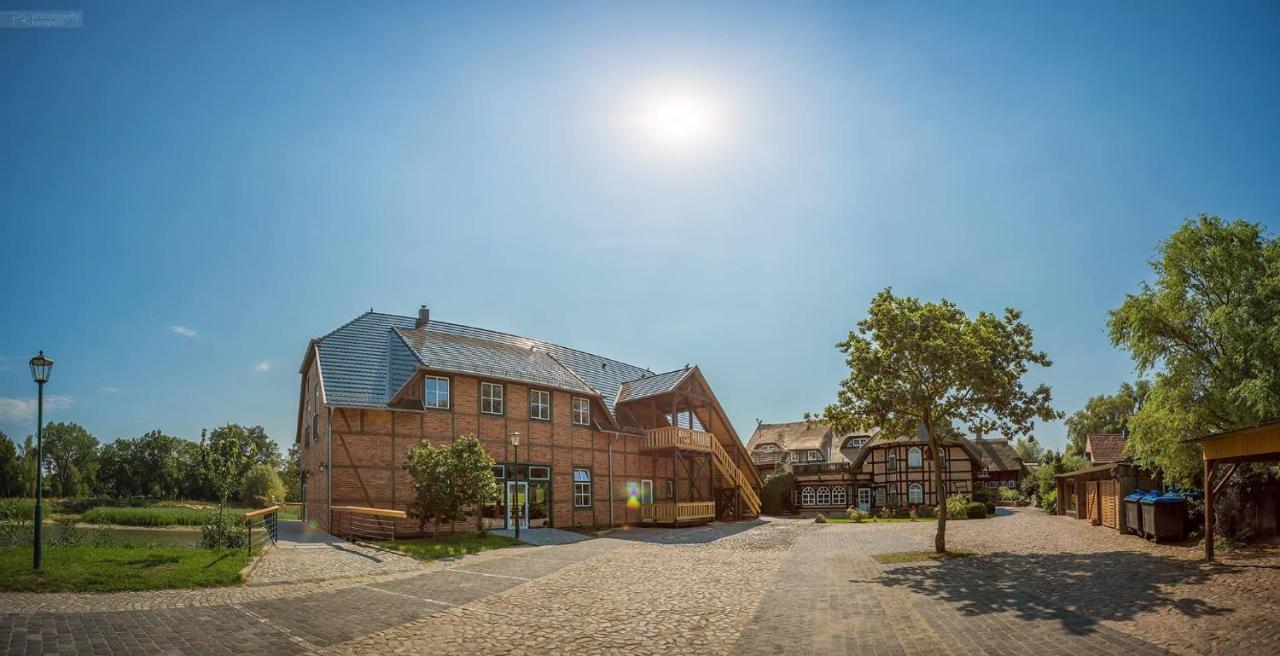 Hotel Alte Fischerkate Modlich Экстерьер фото