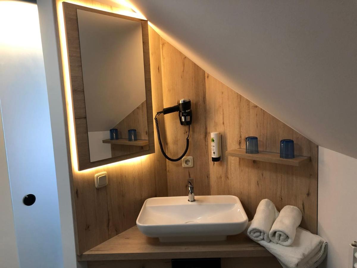 Hotel Alte Fischerkate Modlich Экстерьер фото