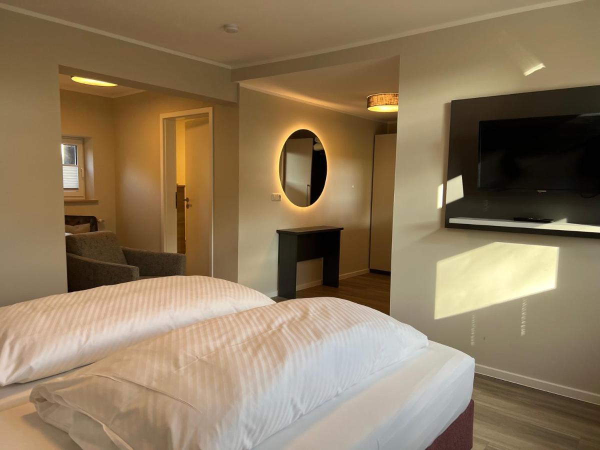 Hotel Alte Fischerkate Modlich Экстерьер фото